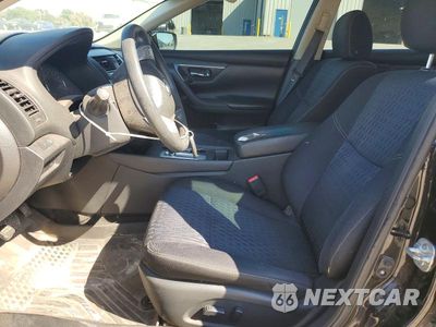 Zdjęcie 7 z 12 samochodu: 2016 NISSAN ALTIMA VIN:1N4AL3AP5GN325660 - miniatura