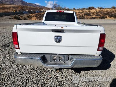 Zdjęcie 6 z 12 samochodu: 2017 RAM 3500 ST VIN:3C63R3GL4HG710604 - miniatura