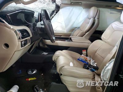 Zdjęcie 7 z 12 samochodu: 2020 LINCOLN NAVIGATOR L RESERVE VIN:5LMJJ3LT0LEL06978 - miniatura