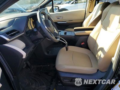 Zdjęcie 7 z 13 samochodu: 2024 TOYOTA SIENNA XLE 7-PASSENGER VIN:5TDJSKFC8RS144742 - miniatura