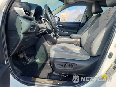 Zdjęcie 7 z 13 samochodu: 2022 TOYOTA HIGHLANDER HYBRID BRONZE EDITION VIN:5TDABRCH4NS547099 - miniatura