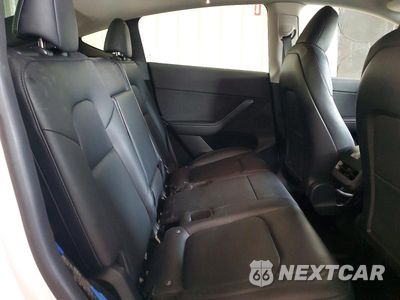 Zdjęcie 11 z 13 samochodu: 2023 TESLA MODEL Y VIN:7SAYGDEE3PA100776 - miniatura
