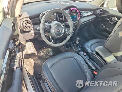 Zdjęcie 8 z 12 samochodu: 2021 MINI COOPER VIN:WMWXR3C01M2N55032 - miniatura