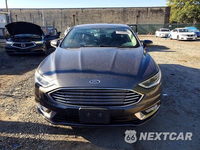 Piąte zdjęcie samochodu w środku: 2017 FORD FUSION SE PHEV VIN:3FA6P0PU9HR160765 - miniatura