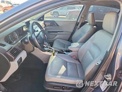 Zdjęcie 7 z 13 samochodu: 2017 HONDA ACCORD EXL VIN:1HGCR2F98HA082619 - miniatura