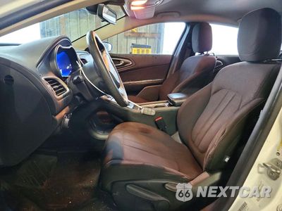 Zdjęcie 7 z 12 samochodu: 2015 CHRYSLER 200 LIMITED VIN:1C3CCCAB7FN502039 - miniatura