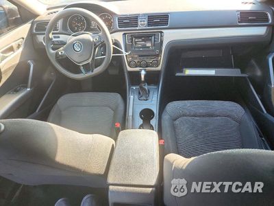Zdjęcie 8 z 12 samochodu: 2017 VOLKSWAGEN PASSAT S VIN:1VWAT7A33HC024197 - miniatura