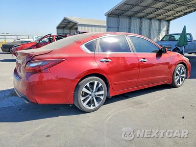 Trzecie zdjęcie samochodu z tyłu: 2017 NISSAN ALTIMA 2.5 SR VIN:1N4AL3AP1HC283890 - miniatura