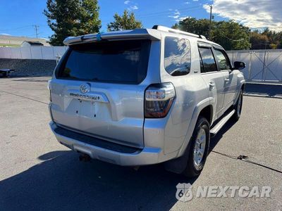 Trzecie zdjęcie samochodu z tyłu: 2019 TOYOTA 4RUNNER SR5 PREMIUM VIN:JTEBU5JR0K5699168 - miniatura