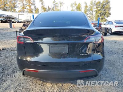 Zdjęcie 6 z 13 samochodu: 2025 TESLA MODEL Y VIN:7SAYGAEE6SF227077 - miniatura
