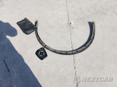 Zdjęcie 12 z 13 samochodu: 2022 TESLA MODEL Y VIN:7SAYGDEE2NA006045 - miniatura
