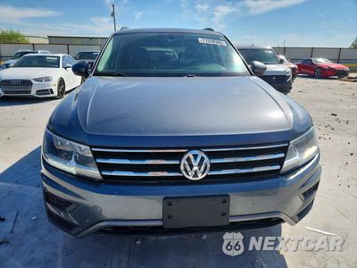 Piąte zdjęcie samochodu w środku: 2019 VOLKSWAGEN TIGUAN SE VIN:3VV3B7AX7KM089983 - miniatura