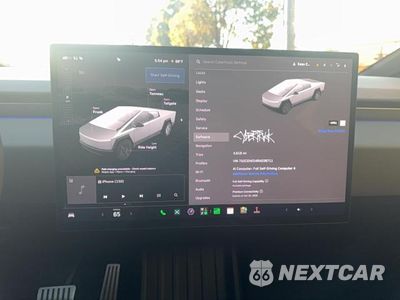 Zdjęcie 8 z 14 samochodu: 2024 TESLA CYBERTRUCK VIN:7G2CEHED4RA039711 - miniatura