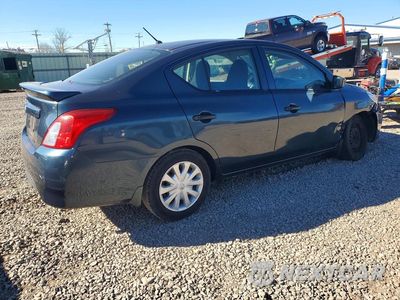 Trzecie zdjęcie samochodu z tyłu: 2017 NISSAN VERSA 1.6 S PLUS VIN:3N1CN7AP2HL881384 - miniatura