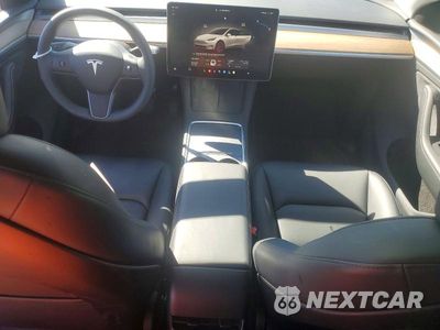 Zdjęcie 8 z 12 samochodu: 2024 TESLA MODEL Y VIN:7SAYGDED4RA319756 - miniatura
