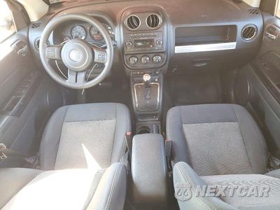 Zdjęcie 8 z 13 samochodu: 2014 JEEP COMPASS SPORT VIN:1C4NJDBB4ED810322 - miniatura