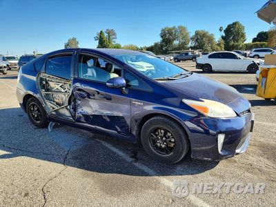 Czwarte zdjęcie samochodu z boku: 2013 TOYOTA PRIUS FOUR VIN:JTDKN3DUXD1677243 - miniatura