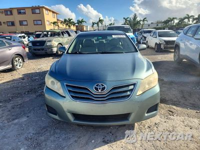 Piąte zdjęcie samochodu w środku: 2011 TOYOTA CAMRY LE VIN:4T1BF3EK3BU745688 - miniatura