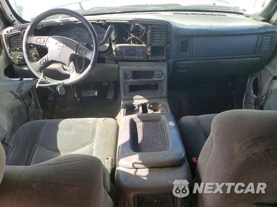 Zdjęcie 8 z 13 samochodu: 2006 CHEVROLET SILVERADO C1500 VIN:1GCEC19TX6Z121784 - miniatura