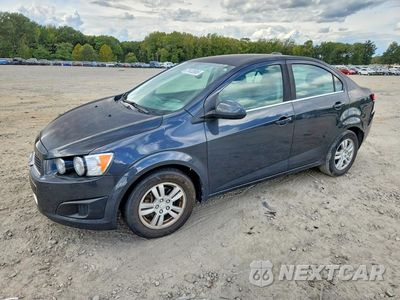 2015 CHEVROLET SONIC LT 1G1JC5SH3F4177910 - główne zdjęcie licytacji z USA - miniatura