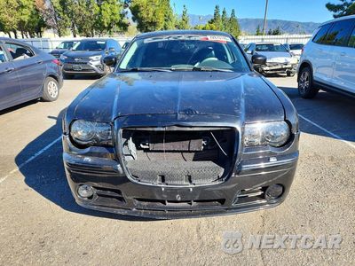 Piąte zdjęcie samochodu w środku: 2006 CHRYSLER 300C SRT-8 VIN:2C3LA73W86H101895 - miniatura