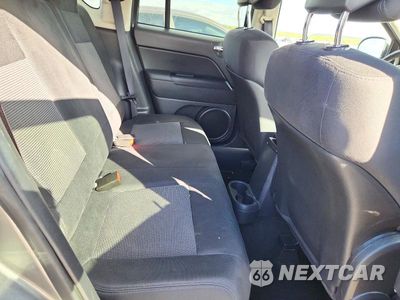 Zdjęcie 11 z 14 samochodu: 2012 JEEP COMPASS LATITUDE VIN:1C4NJDEB6CD658908 - miniatura