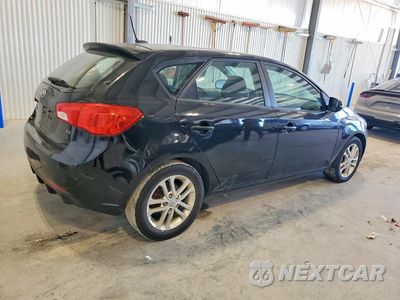 Trzecie zdjęcie samochodu z tyłu: 2012 KIA FORTE EX VIN:KNAFU5A2XC5477621 - miniatura