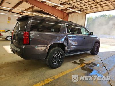 Trzecie zdjęcie samochodu z tyłu: 2015 CHEVROLET SUBURBAN K1500 LT VIN:1GNSKJKC9FR739377 - miniatura