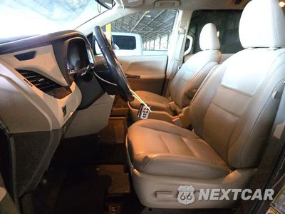 Zdjęcie 7 z 13 samochodu: 2019 TOYOTA SIENNA XLE 8-PASSENGER VIN:5TDYZ3DC3KS012254 - miniatura