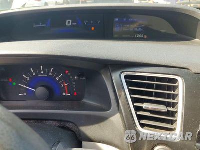 Zdjęcie 9 z 13 samochodu: 2013 HONDA CIVIC LX VIN:19XFB2F57DE211020 - miniatura