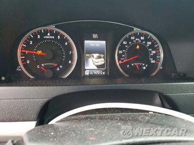 Zdjęcie 9 z 12 samochodu: 2015 TOYOTA CAMRY SE VIN:4T1BF1FKXFU087599 - miniatura