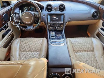 Zdjęcie 8 z 12 samochodu: 2016 JAGUAR XJL PORTFOLIO VIN:SAJWJ2GD8G8V99450 - miniatura