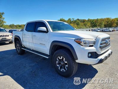 Czwarte zdjęcie samochodu z boku: 2016 TOYOTA TACOMA TRD OFF-ROAD VIN:5TFCZ5AN3GX031917 - miniatura