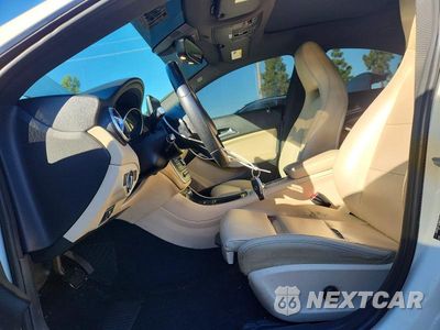 Zdjęcie 7 z 12 samochodu: 2016 MERCEDES-BENZ CLA 250 4MATIC VIN:WDDSJ4GBXGN351439 - miniatura