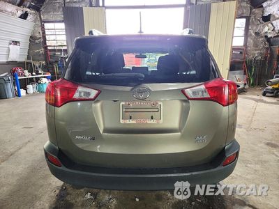 Zdjęcie 6 z 13 samochodu: 2015 TOYOTA RAV4 XLE VIN:JTMRFREV8FD156352 - miniatura
