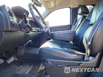 Zdjęcie 7 z 12 samochodu: 2011 CHEVROLET SILVERADO K1500 LT VIN:1GCRKSE35BZ298950 - miniatura