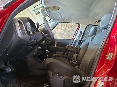Zdjęcie 7 z 13 samochodu: 2015 FIAT 500L EASY VIN:ZFBCFABH8FZ030505 - miniatura