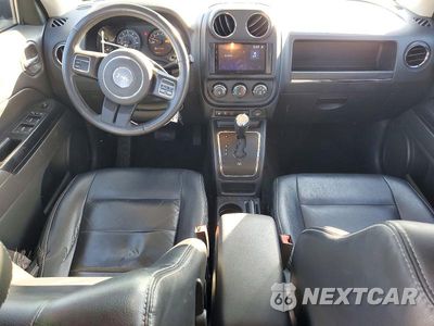 Zdjęcie 8 z 14 samochodu: 2016 JEEP PATRIOT LATITUDE VIN:1C4NJPFA4GD774671 - miniatura