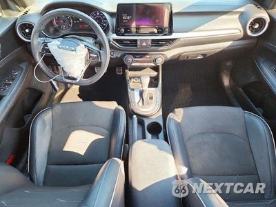 Zdjęcie 8 z 12 samochodu: 2023 KIA FORTE GT LINE VIN:3KPF54AD5PE657771 - miniatura