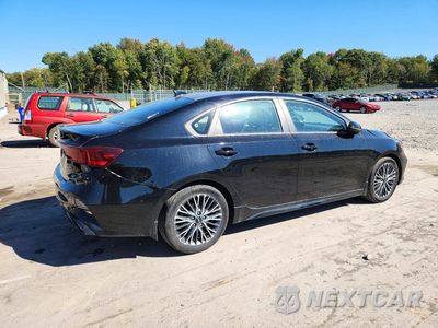 Trzecie zdjęcie samochodu z tyłu: 2023 KIA FORTE GT LINE VIN:3KPF54AD4PE592881 - miniatura
