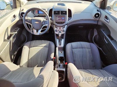 Zdjęcie 8 z 12 samochodu: 2015 CHEVROLET SONIC LT VIN:1G1JC6SB6F4166109 - miniatura