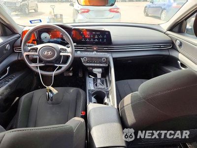 Zdjęcie 8 z 12 samochodu: 2025 HYUNDAI ELANTRA SEL VIN:KMHLS4DG9SU966957 - miniatura