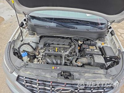 Zdjęcie 12 z 14 samochodu: 2022 HYUNDAI VENUE SEL VIN:KMHRC8A37NU160698 - miniatura