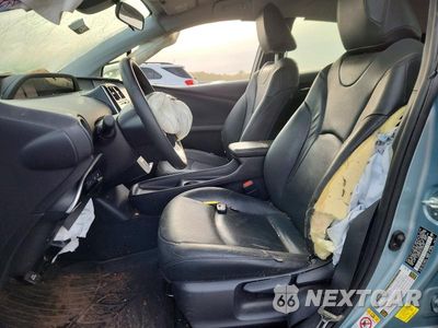 Zdjęcie 7 z 12 samochodu: 2018 TOYOTA PRIUS TWO VIN:JTDKBRFU2J3589330 - miniatura