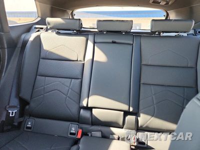 Zdjęcie 10 z 14 samochodu: 2026 BMW X1 XDRIVE28I VIN:WBX73EF0XT5602926 - miniatura