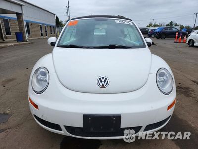 Piąte zdjęcie samochodu w środku: 2010 VOLKSWAGEN NEW BEETLE VIN:3VWRG3AL0AM002999 - miniatura