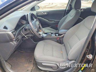 Zdjęcie 7 z 12 samochodu: 2021 HYUNDAI IONIQ SE VIN:KMHC75LJ3MU077109 - miniatura
