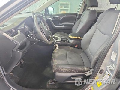 Zdjęcie 7 z 13 samochodu: 2019 TOYOTA RAV4 XLE VIN:2T3W1RFV8KW013947 - miniatura