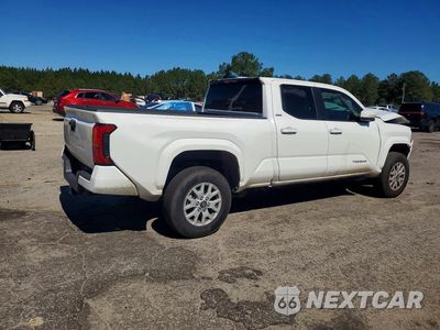 Trzecie zdjęcie samochodu z tyłu: 2026 TOYOTA TACOMA SR5 VIN:3TMKB5FN0TM063975 - miniatura