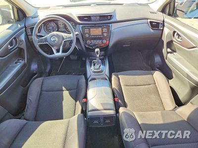 Zdjęcie 8 z 13 samochodu: 2017 NISSAN ROGUE SPORT S VIN:JN1BJ1CP7HW013523 - miniatura